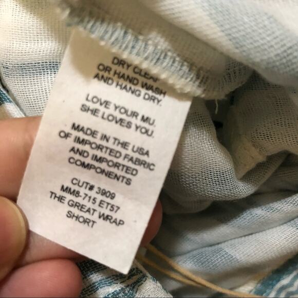 NWT Show Me Your Mumu The Great Wrap shorts in blue white EXTRA SMALL XS - Picture 3 of 4